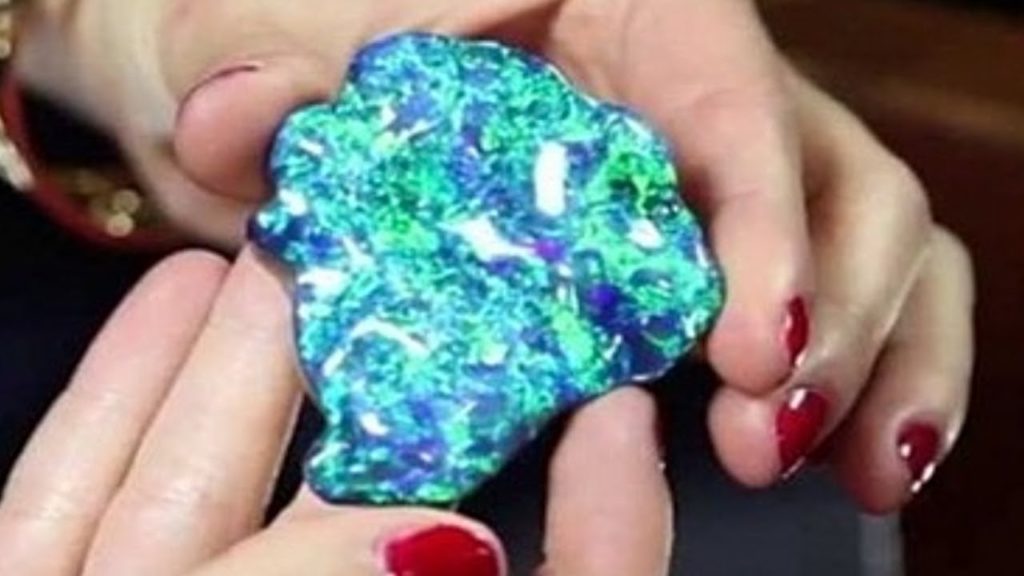 18 Most Rare & Expensive Gemstones